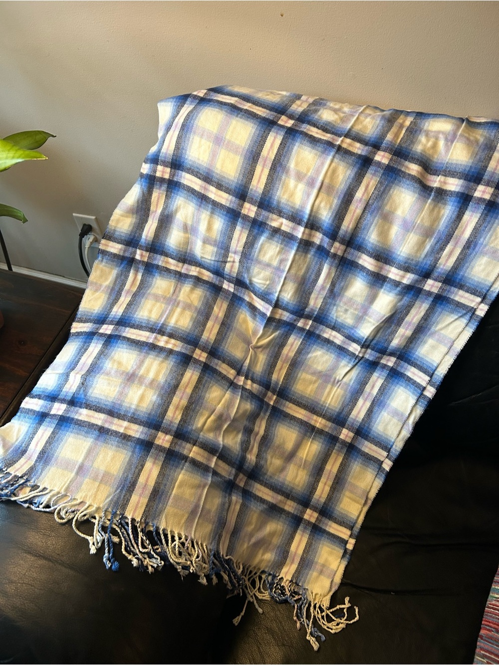 GAP Blue and Cream Plaid Lightweight Scarf - Picture 2 of 6